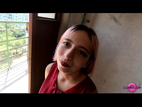 ❤️ Student Sensual suger en främling i Outback - sperma i ansiktet ❤️❌ Porno fb at us ﹏